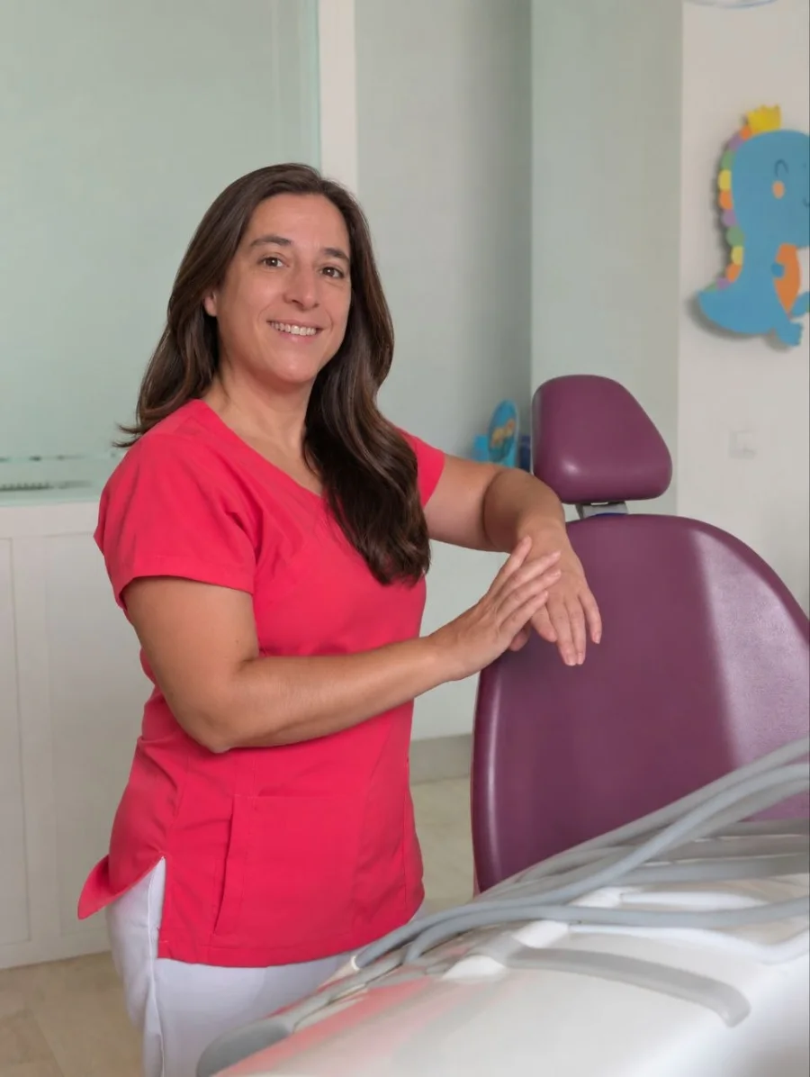 Dra. Isabel Aranda, dentista y directora de Clínica Dental Aranda